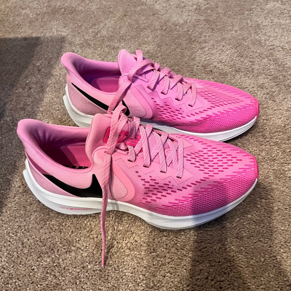 Nike zoom women’s size 9.5